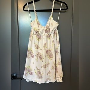 American Eagle Floral Dress with Lace